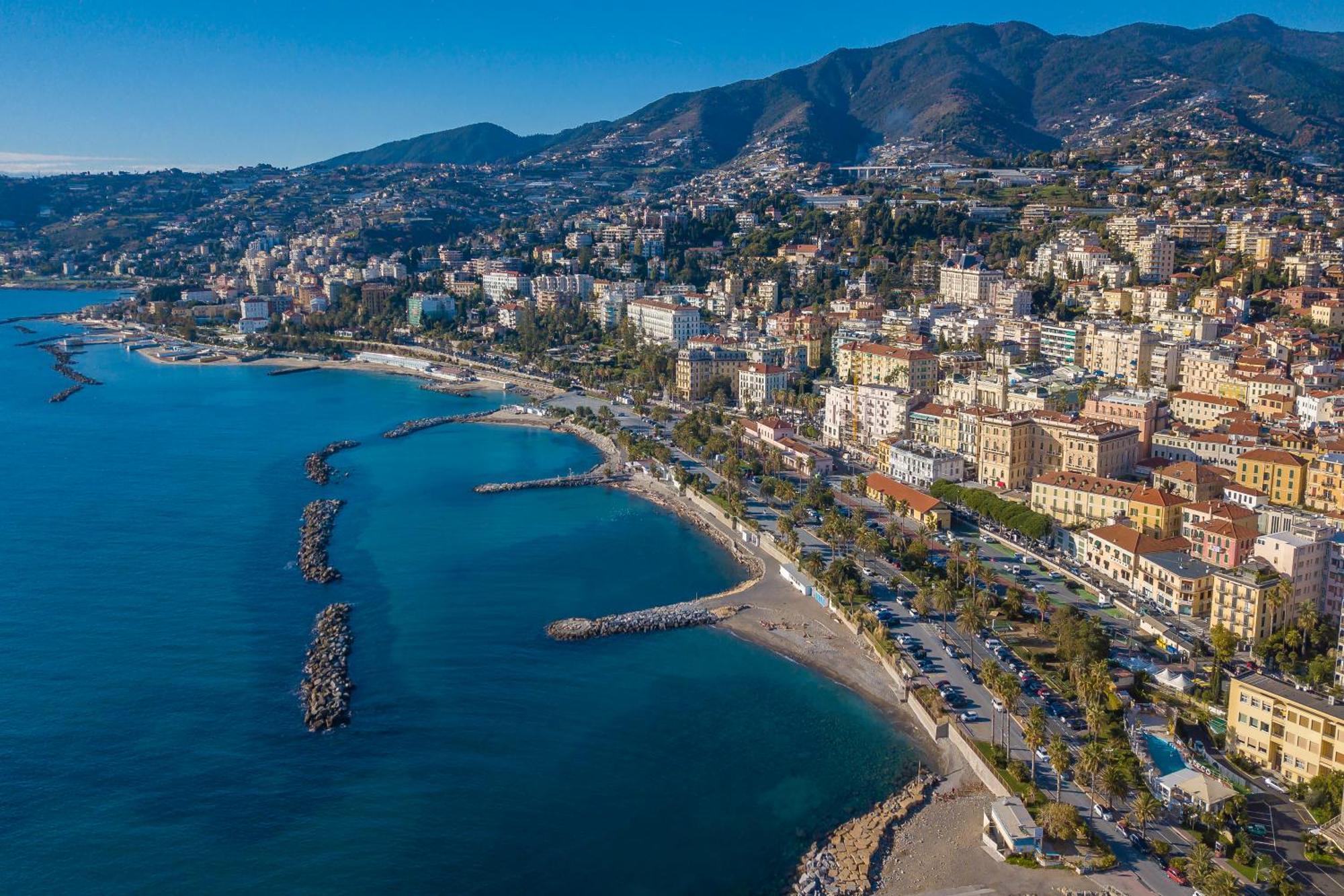 Casa Emma With Sea Glimpse - Happy Rentals Sanremo Dış mekan fotoğraf